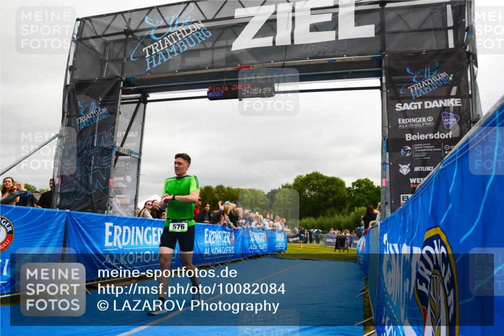 30.08.2026 - Elbe Triathlon Hamburg LAZAROV Photography http://msf.ph/oto/10082084 30.08.2026 11:25:53 Ziel 556, 576, 948, 1219 meine-sportfotos.de