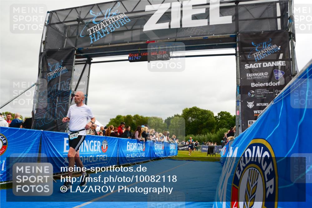 30.08.2026 - Elbe Triathlon Hamburg LAZAROV Photography http://msf.ph/oto/10082118 30.08.2026 11:26:18 Ziel 1079, 1198, 1217, 1292 meine-sportfotos.de