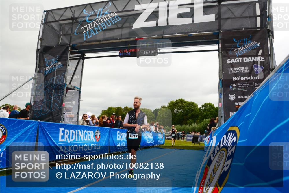 30.08.2026 - Elbe Triathlon Hamburg LAZAROV Photography http://msf.ph/oto/10082138 30.08.2026 11:26:24 Ziel 514, 1079, 1198, 1217 meine-sportfotos.de