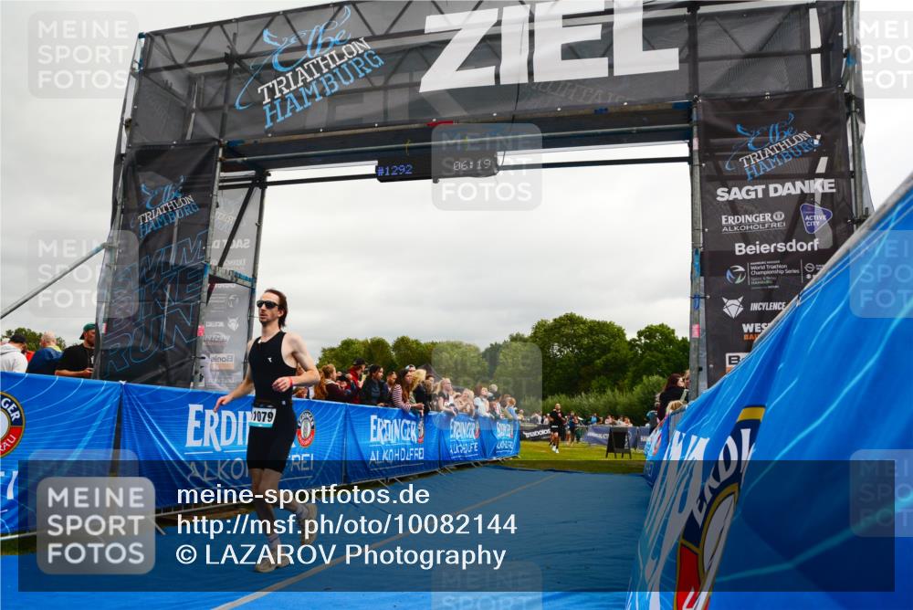 30.08.2026 - Elbe Triathlon Hamburg LAZAROV Photography http://msf.ph/oto/10082144 30.08.2026 11:26:27 Ziel 457, 514, 1079, 1217, 1249 meine-sportfotos.de