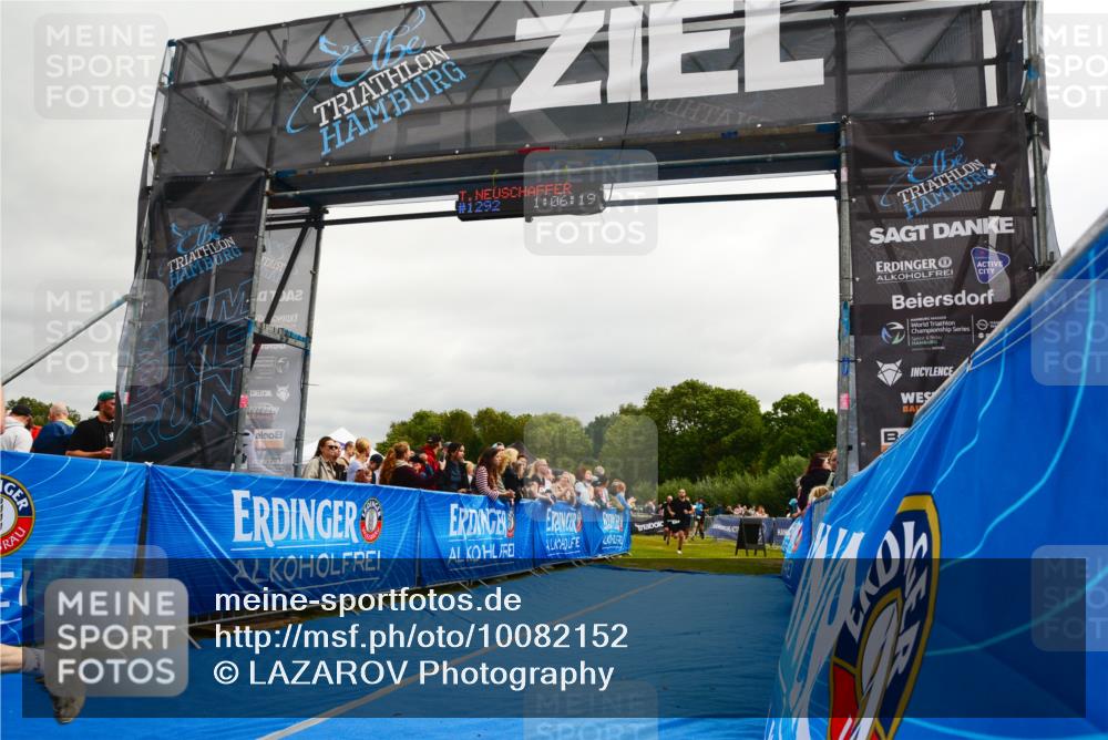 30.08.2026 - Elbe Triathlon Hamburg LAZAROV Photography http://msf.ph/oto/10082152 30.08.2026 11:26:28 Ziel 457, 514, 1079, 1249 meine-sportfotos.de
