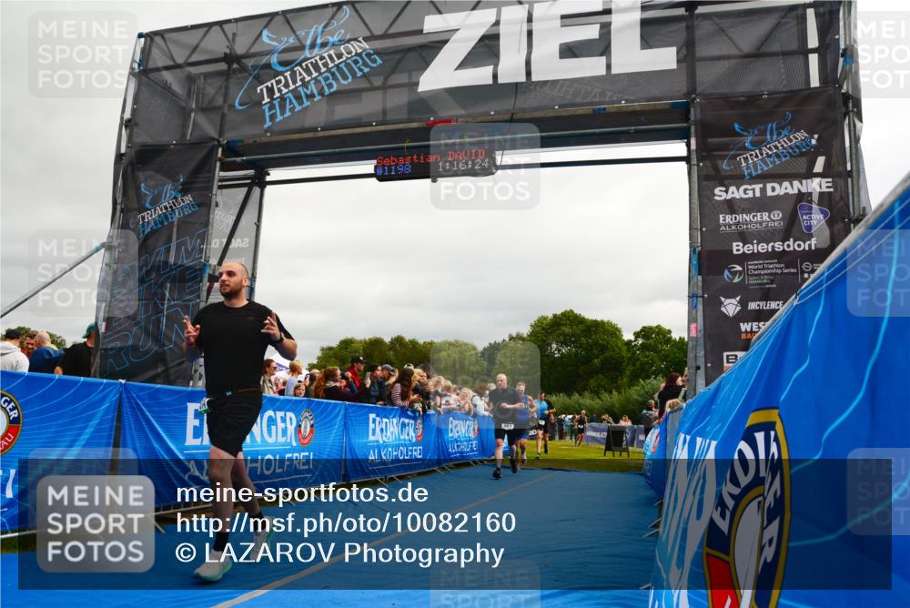 30.08.2026 - Elbe Triathlon Hamburg LAZAROV Photography http://msf.ph/oto/10082160 30.08.2026 11:26:33 Ziel 457, 514, 782, 1249 meine-sportfotos.de