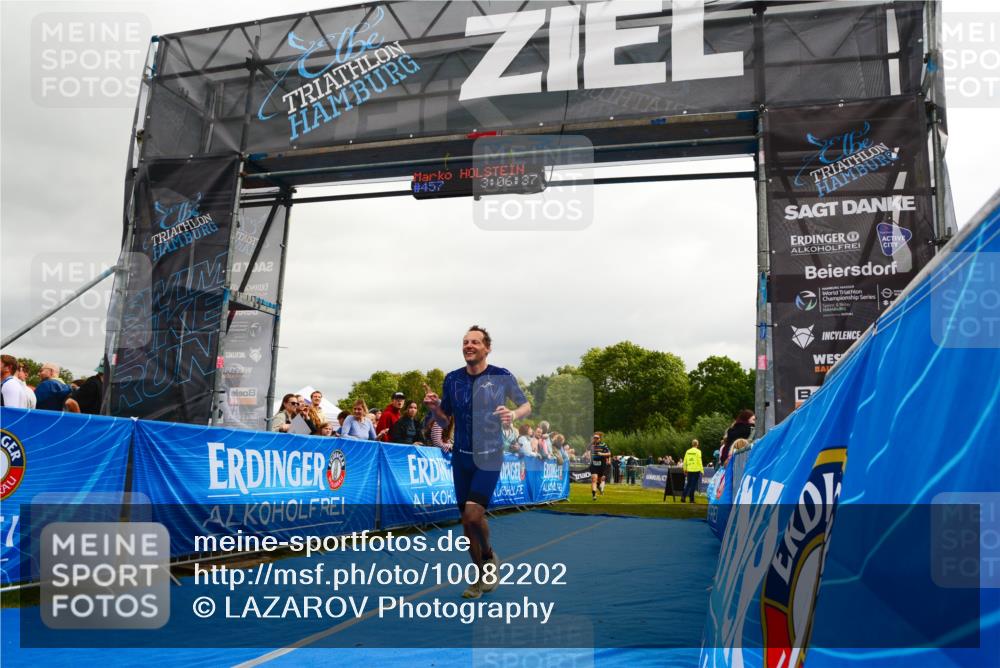 30.08.2026 - Elbe Triathlon Hamburg LAZAROV Photography http://msf.ph/oto/10082202 30.08.2026 11:26:57 Ziel 702, 1172, 1203, 1275 meine-sportfotos.de