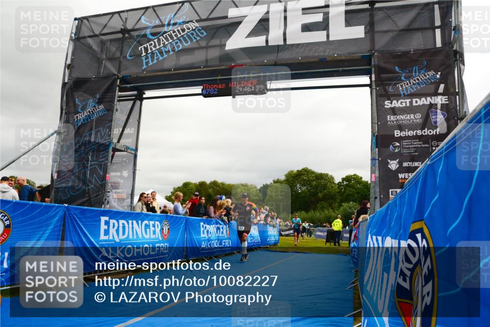 30.08.2026 - Elbe Triathlon Hamburg LAZAROV Photography http://msf.ph/oto/10082227 30.08.2026 11:27:01 Ziel 702, 1110, 1172, 1194, 1275 meine-sportfotos.de