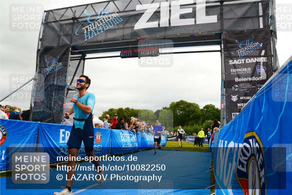 30.08.2026 - Elbe Triathlon Hamburg LAZAROV Photography http://msf.ph/oto/10082250 30.08.2026 11:27:05 Ziel 702, 1110, 1172, 1194 meine-sportfotos.de