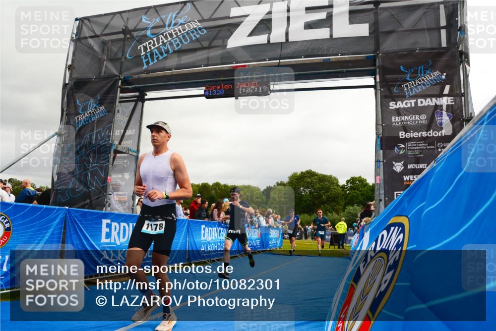 30.08.2026 - Elbe Triathlon Hamburg LAZAROV Photography http://msf.ph/oto/10082301 30.08.2026 11:27:33 Ziel 672, 1121, 1134, 1178 meine-sportfotos.de