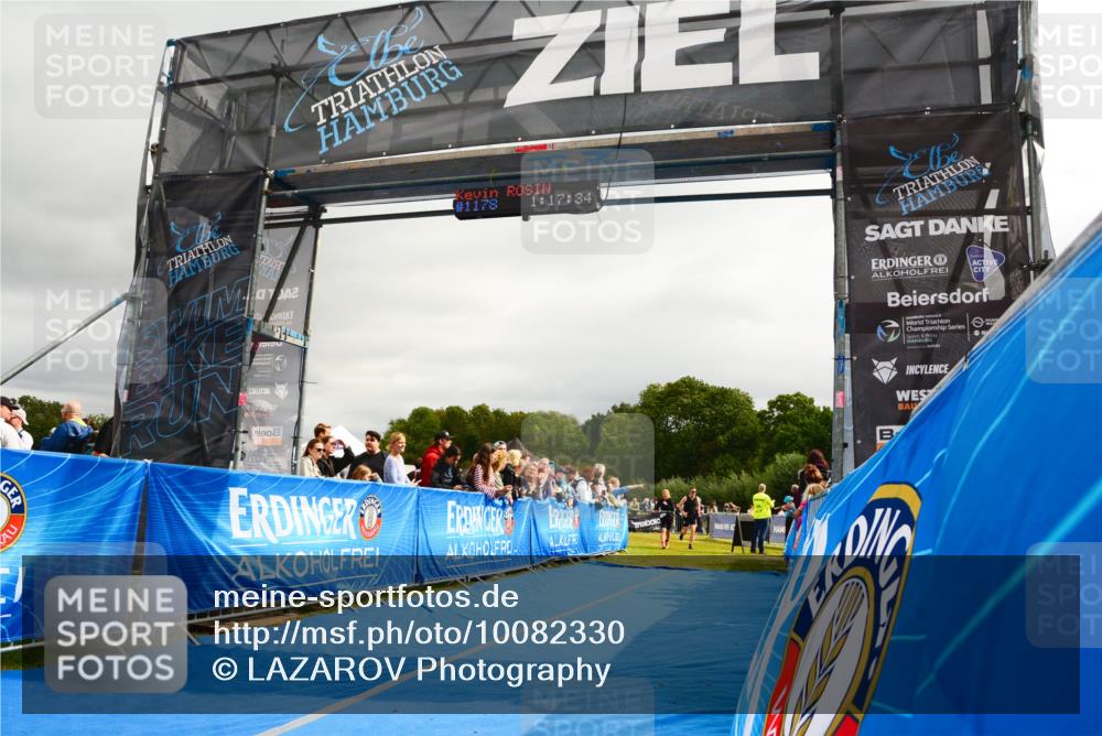 30.08.2026 - Elbe Triathlon Hamburg LAZAROV Photography http://msf.ph/oto/10082330 30.08.2026 11:27:38 Ziel 364, 672, 1074, 1121 meine-sportfotos.de