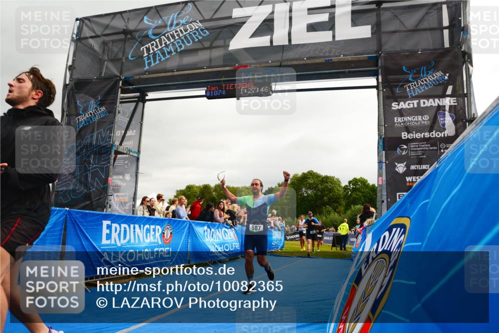 30.08.2026 - Elbe Triathlon Hamburg LAZAROV Photography http://msf.ph/oto/10082365 30.08.2026 11:28:00 Ziel 587, 754, 1065, 1068, 1103 meine-sportfotos.de