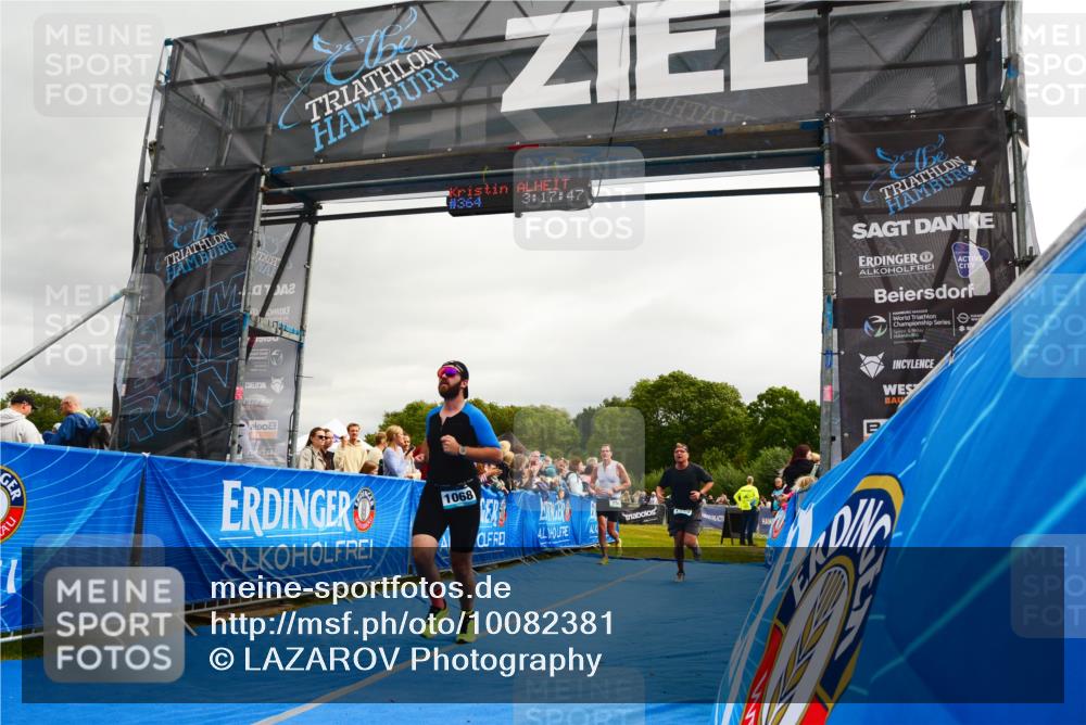 30.08.2026 - Elbe Triathlon Hamburg LAZAROV Photography http://msf.ph/oto/10082381 30.08.2026 11:28:03 Ziel 587, 754, 1065, 1068, 1103 meine-sportfotos.de