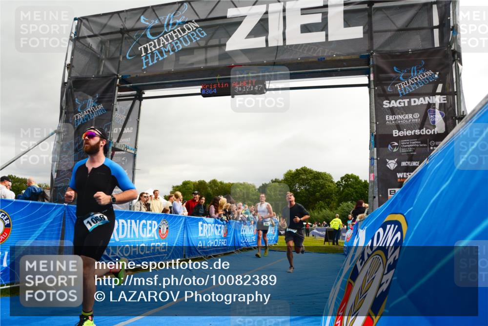 30.08.2026 - Elbe Triathlon Hamburg LAZAROV Photography http://msf.ph/oto/10082389 30.08.2026 11:28:03 Ziel 587, 754, 1065, 1068, 1103 meine-sportfotos.de
