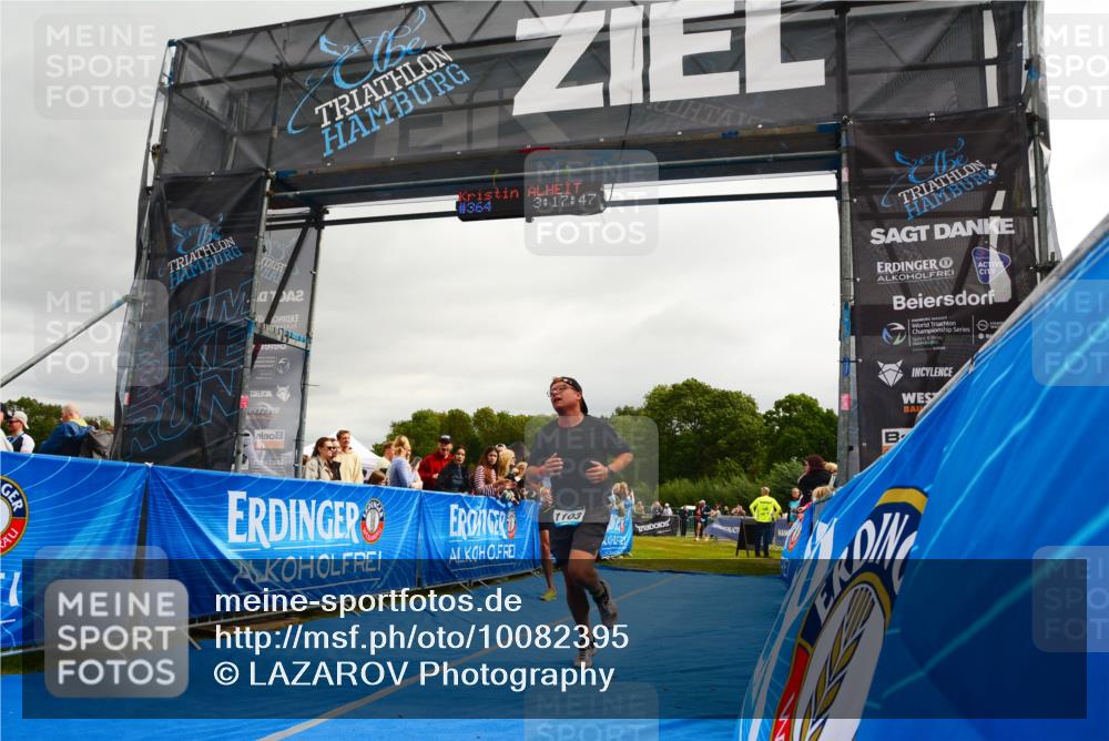 30.08.2026 - Elbe Triathlon Hamburg LAZAROV Photography http://msf.ph/oto/10082395 30.08.2026 11:28:04 Ziel 754, 1068, 1103 meine-sportfotos.de