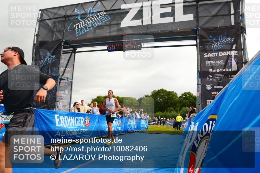 30.08.2026 - Elbe Triathlon Hamburg LAZAROV Photography http://msf.ph/oto/10082406 30.08.2026 11:28:05 Ziel 754, 1068, 1103 meine-sportfotos.de