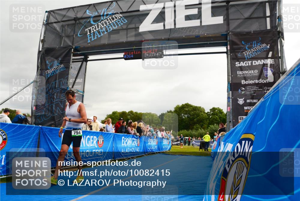 30.08.2026 - Elbe Triathlon Hamburg LAZAROV Photography http://msf.ph/oto/10082415 30.08.2026 11:28:06 Ziel 687, 754, 1068, 1103 meine-sportfotos.de