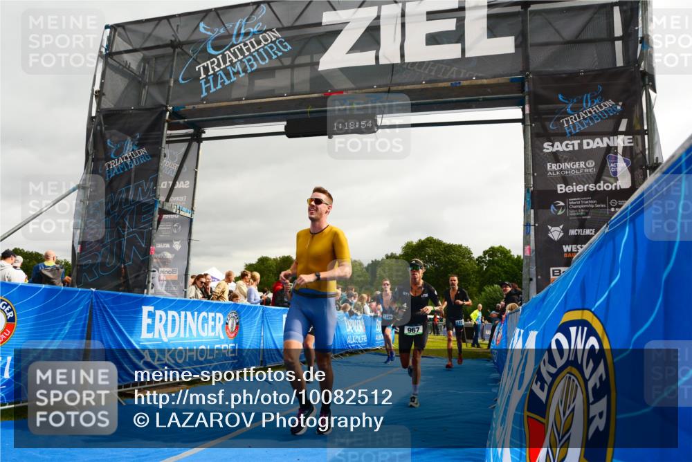 30.08.2026 - Elbe Triathlon Hamburg LAZAROV Photography http://msf.ph/oto/10082512 30.08.2026 11:29:02 Ziel 409, 967, 1033, 1151, 1229, 1322 meine-sportfotos.de