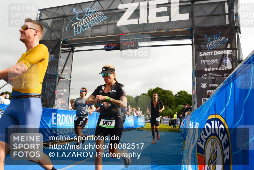30.08.2026 - Elbe Triathlon Hamburg LAZAROV Photography http://msf.ph/oto/10082517 30.08.2026 11:29:03 Ziel 967, 1033, 1151, 1229, 1322 meine-sportfotos.de