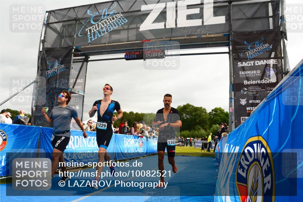 30.08.2026 - Elbe Triathlon Hamburg LAZAROV Photography http://msf.ph/oto/10082521 30.08.2026 11:29:04 Ziel 967, 1033, 1151, 1229, 1322 meine-sportfotos.de