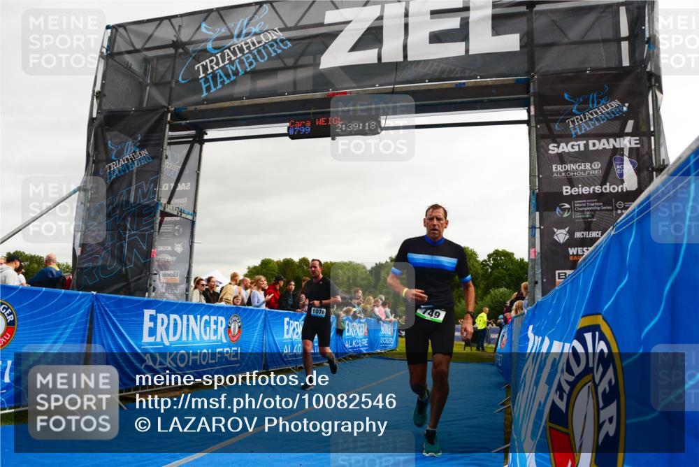 30.08.2026 - Elbe Triathlon Hamburg LAZAROV Photography http://msf.ph/oto/10082546 30.08.2026 11:29:32 Ziel 749, 1078, 1183 meine-sportfotos.de