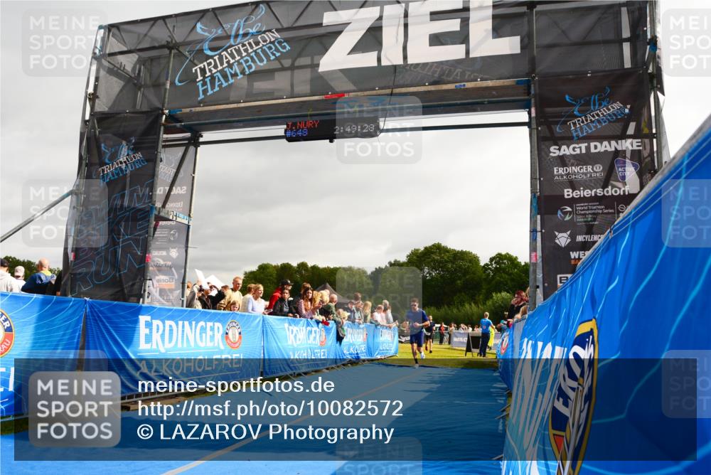 30.08.2026 - Elbe Triathlon Hamburg LAZAROV Photography http://msf.ph/oto/10082572 30.08.2026 11:29:41 Ziel 635, 659 meine-sportfotos.de