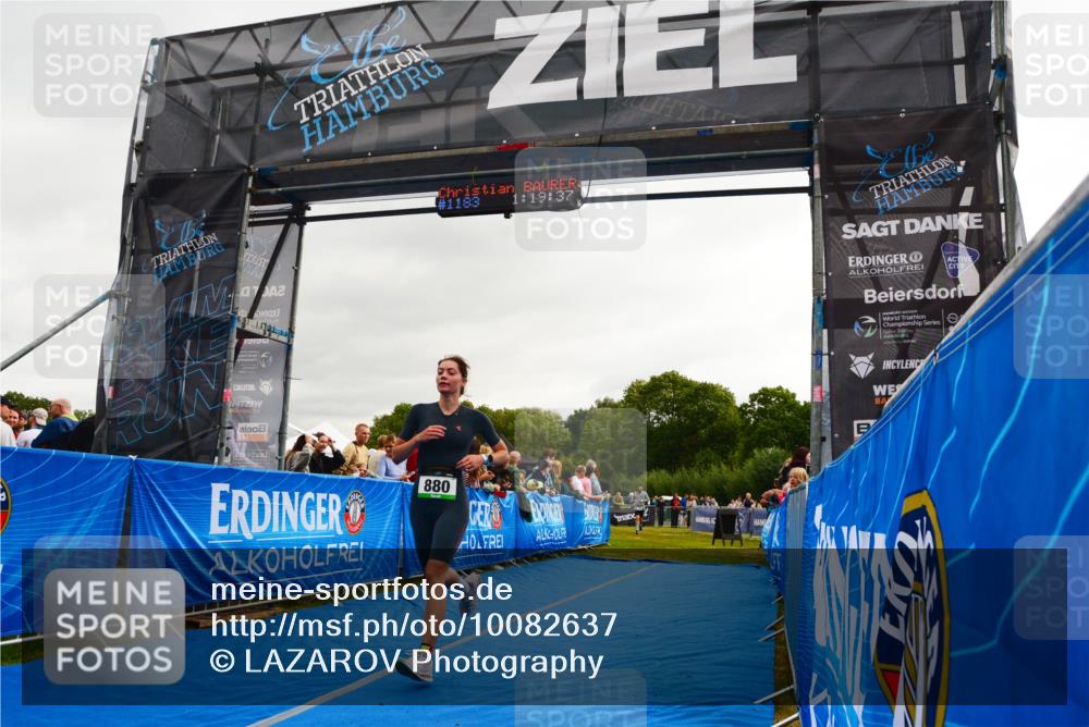 30.08.2026 - Elbe Triathlon Hamburg LAZAROV Photography http://msf.ph/oto/10082637 30.08.2026 11:29:52 Ziel 880, 1092 meine-sportfotos.de