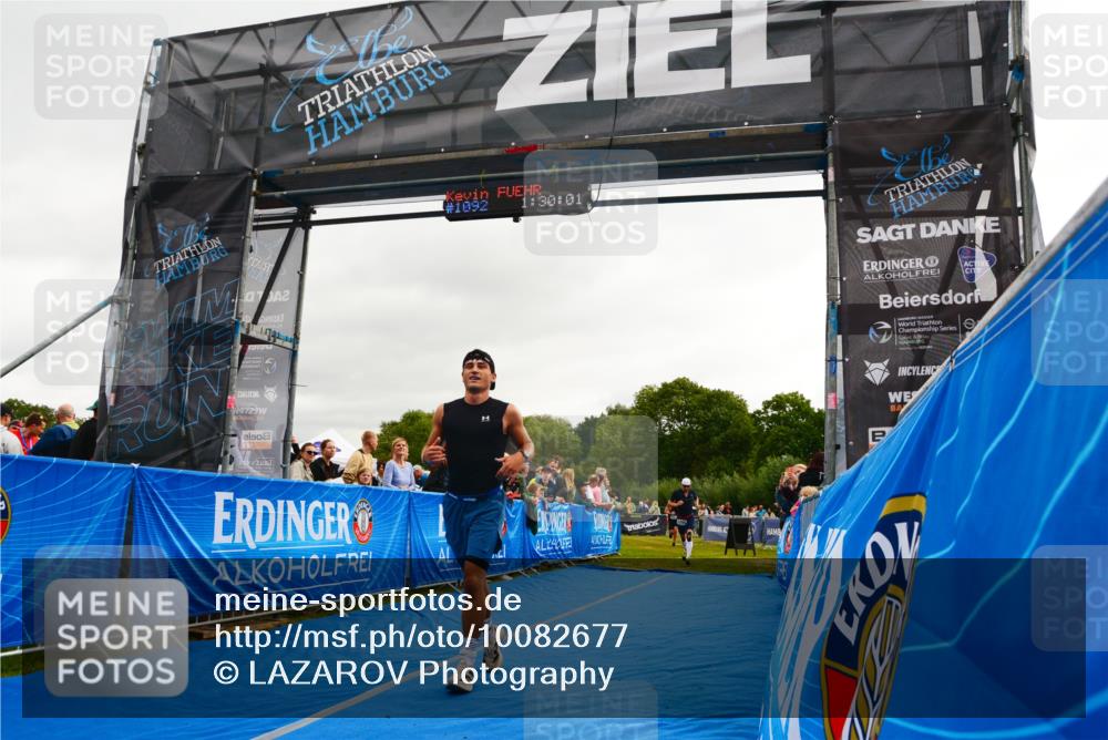 30.08.2026 - Elbe Triathlon Hamburg LAZAROV Photography http://msf.ph/oto/10082677 30.08.2026 11:30:13 Ziel 798, 1081, 1285 meine-sportfotos.de