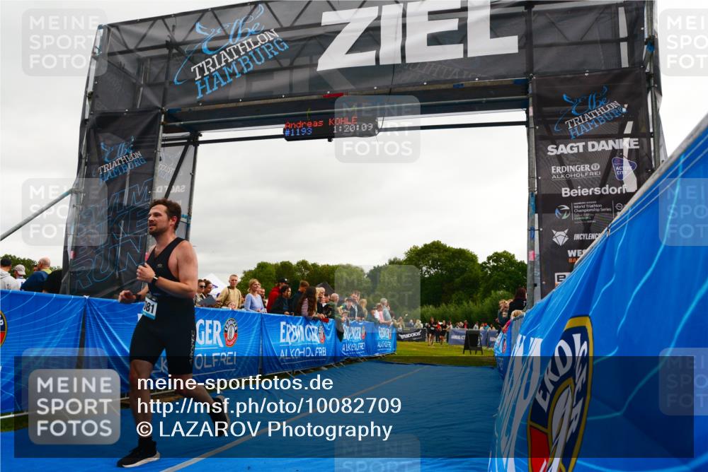 30.08.2026 - Elbe Triathlon Hamburg LAZAROV Photography http://msf.ph/oto/10082709 30.08.2026 11:30:20 Ziel 1081, 1285 meine-sportfotos.de