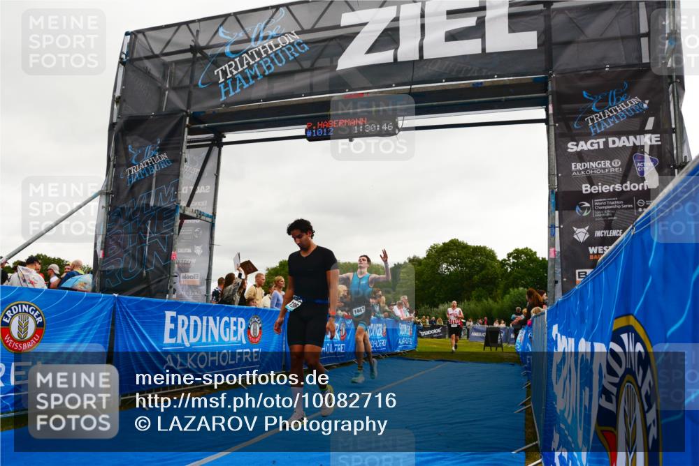 30.08.2026 - Elbe Triathlon Hamburg LAZAROV Photography http://msf.ph/oto/10082716 30.08.2026 11:30:59 Ziel 1018, 1306, 1442 meine-sportfotos.de