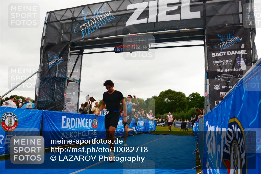 30.08.2026 - Elbe Triathlon Hamburg LAZAROV Photography http://msf.ph/oto/10082718 30.08.2026 11:30:59 Ziel 1018, 1306, 1442 meine-sportfotos.de