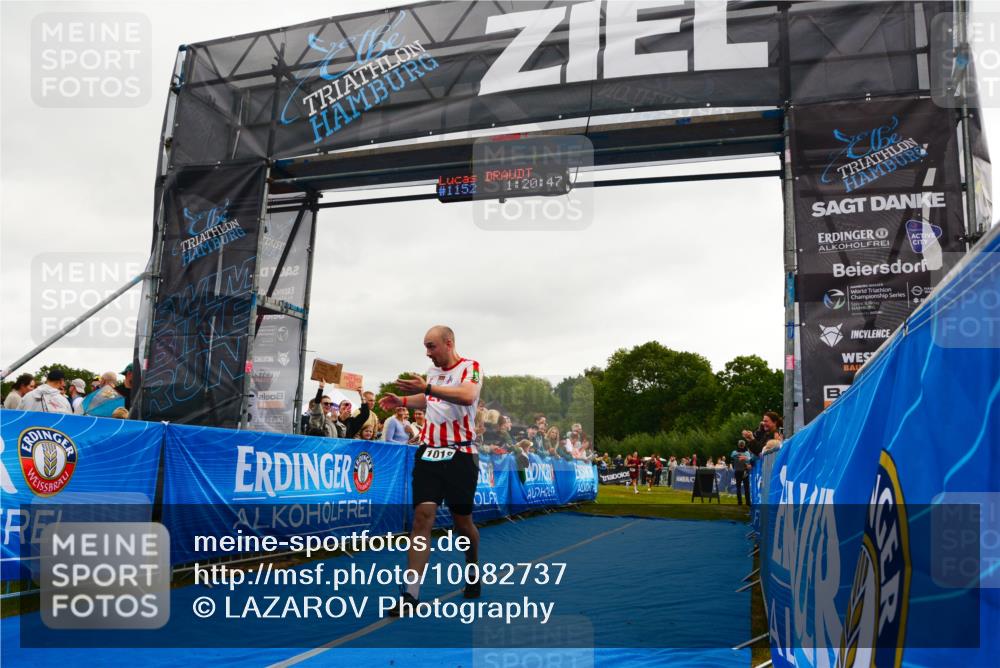 30.08.2026 - Elbe Triathlon Hamburg LAZAROV Photography http://msf.ph/oto/10082737 30.08.2026 11:31:05 Ziel 1018 meine-sportfotos.de