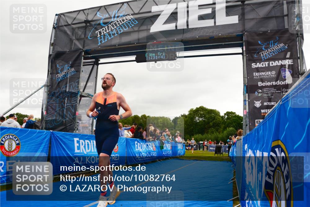 30.08.2026 - Elbe Triathlon Hamburg LAZAROV Photography http://msf.ph/oto/10082764 30.08.2026 11:31:42 Ziel 881, 1228 meine-sportfotos.de
