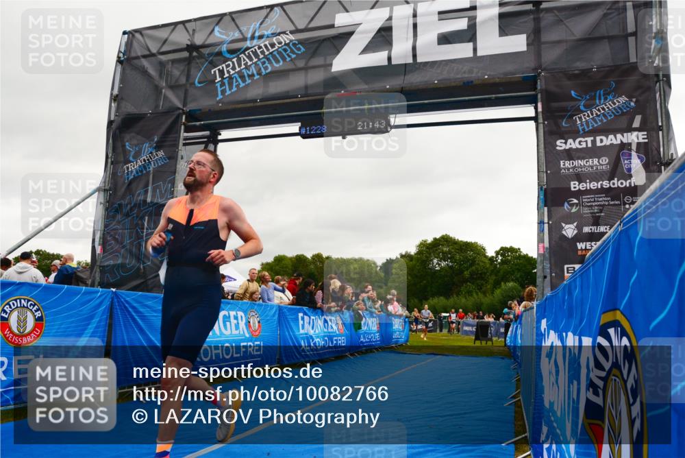 30.08.2026 - Elbe Triathlon Hamburg LAZAROV Photography http://msf.ph/oto/10082766 30.08.2026 11:31:42 Ziel 881, 1228 meine-sportfotos.de