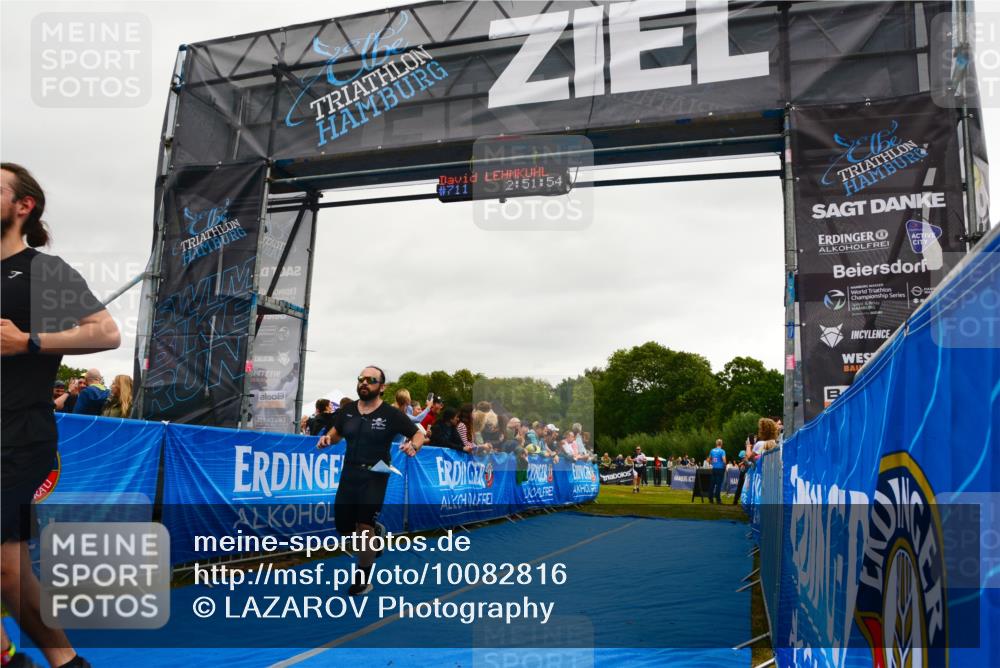 30.08.2026 - Elbe Triathlon Hamburg LAZAROV Photography http://msf.ph/oto/10082816 30.08.2026 11:32:02 Ziel 662, 1016, 1062 meine-sportfotos.de