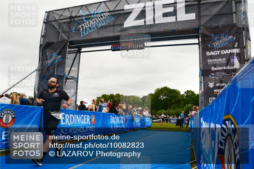 30.08.2026 - Elbe Triathlon Hamburg LAZAROV Photography http://msf.ph/oto/10082823 30.08.2026 11:32:03 Ziel 662, 1016, 1062 meine-sportfotos.de
