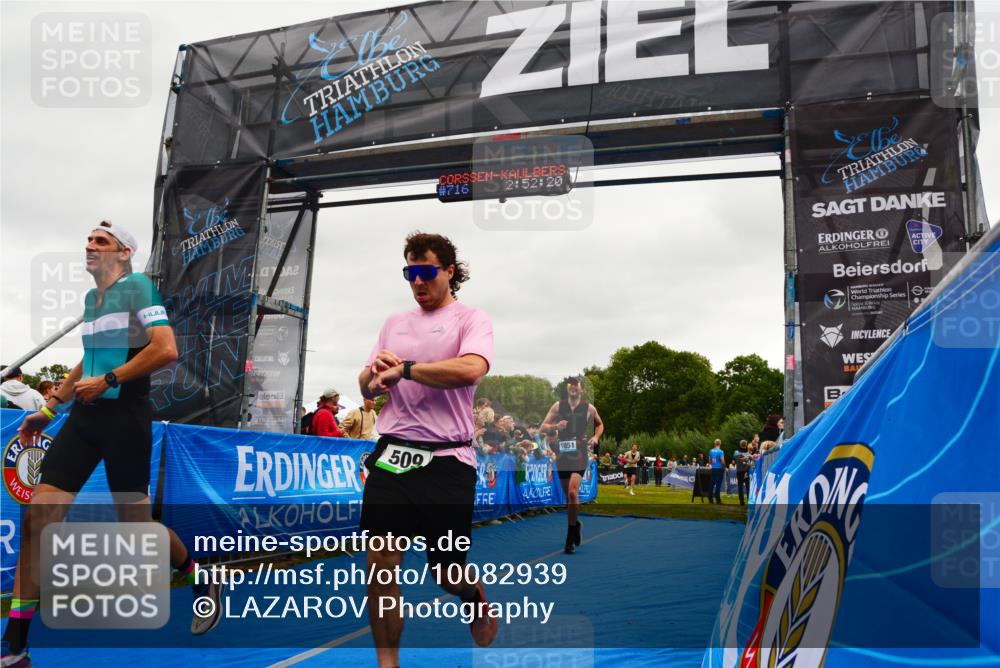 30.08.2026 - Elbe Triathlon Hamburg LAZAROV Photography http://msf.ph/oto/10082939 30.08.2026 11:32:40 Ziel 509, 604, 690, 1051, 1086 meine-sportfotos.de