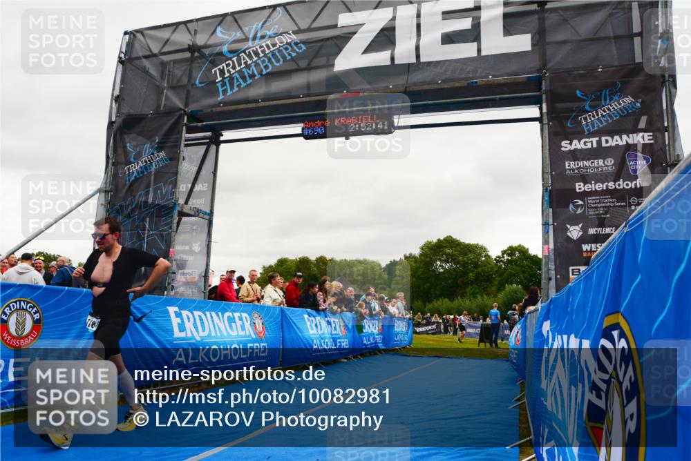 30.08.2026 - Elbe Triathlon Hamburg LAZAROV Photography http://msf.ph/oto/10082981 30.08.2026 11:33:03 Ziel 1184 meine-sportfotos.de