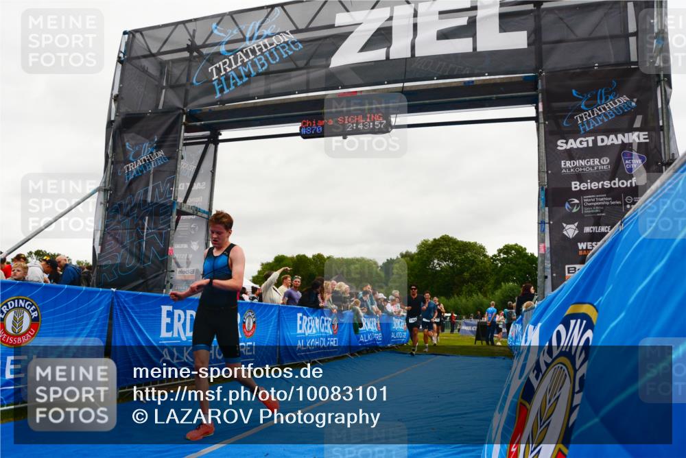 30.08.2026 - Elbe Triathlon Hamburg LAZAROV Photography http://msf.ph/oto/10083101 30.08.2026 11:34:02 Ziel 1166, 1180, 1234, 1452 meine-sportfotos.de