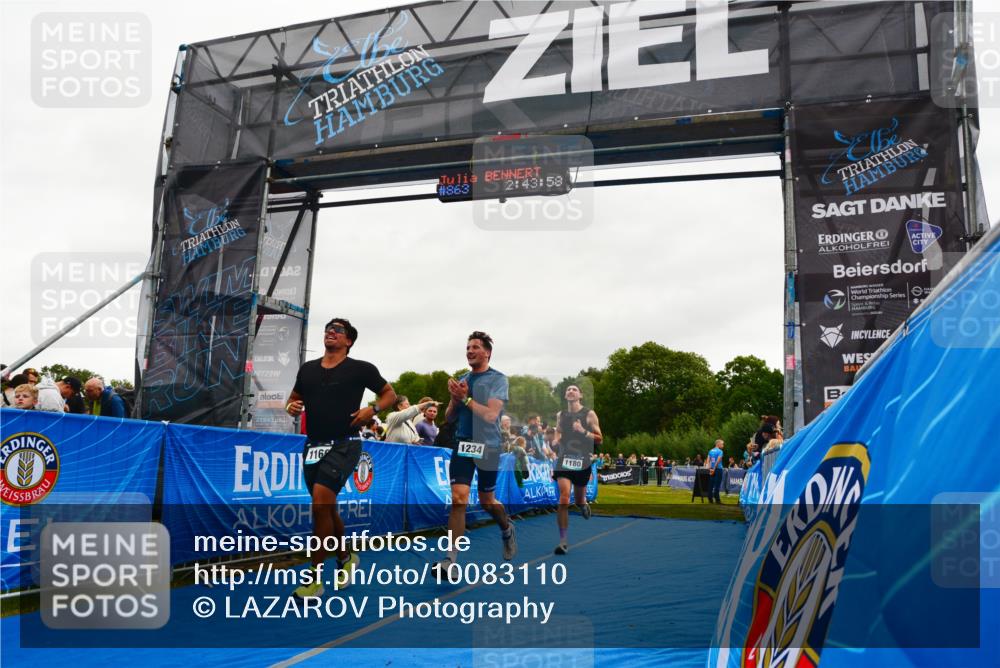 30.08.2026 - Elbe Triathlon Hamburg LAZAROV Photography http://msf.ph/oto/10083110 30.08.2026 11:34:05 Ziel 1166, 1180, 1234, 1452 meine-sportfotos.de