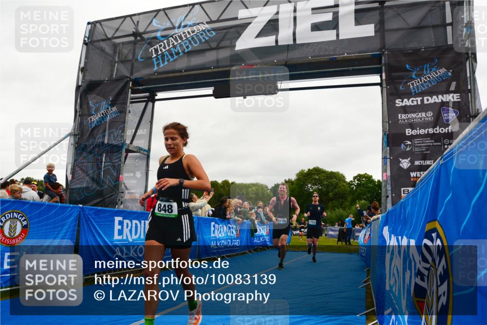 30.08.2026 - Elbe Triathlon Hamburg LAZAROV Photography http://msf.ph/oto/10083139 30.08.2026 11:34:19 Ziel 848, 1149, 1153, 1199 meine-sportfotos.de