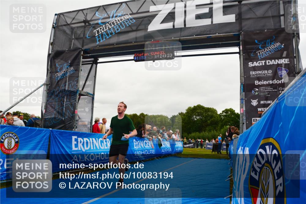 30.08.2026 - Elbe Triathlon Hamburg LAZAROV Photography http://msf.ph/oto/10083194 30.08.2026 11:34:40 Ziel 1034, 1090, 1141 meine-sportfotos.de