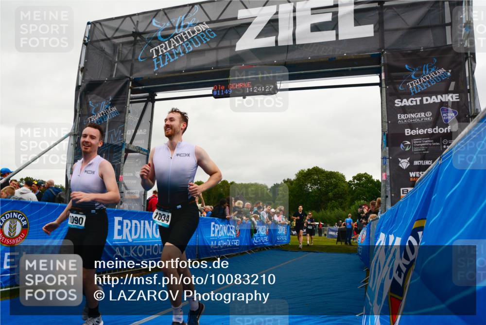30.08.2026 - Elbe Triathlon Hamburg LAZAROV Photography http://msf.ph/oto/10083210 30.08.2026 11:34:49 Ziel 1034, 1090, 1129, 1157 meine-sportfotos.de