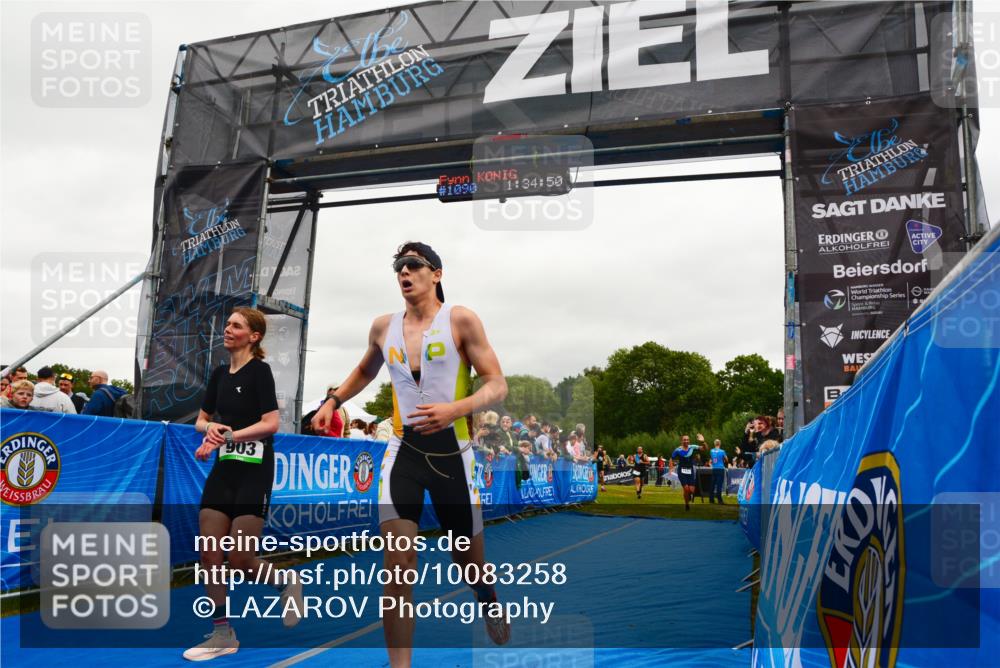30.08.2026 - Elbe Triathlon Hamburg LAZAROV Photography http://msf.ph/oto/10083258 30.08.2026 11:35:02 Ziel 578, 903, 1213, 1230, 1441 meine-sportfotos.de