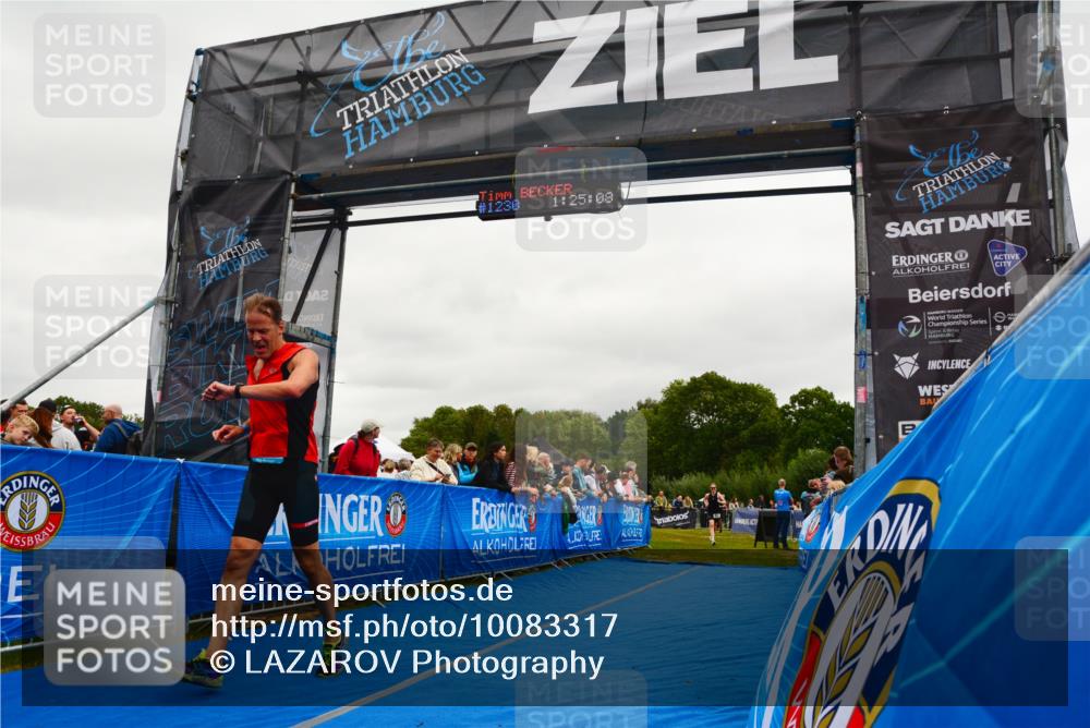 30.08.2026 - Elbe Triathlon Hamburg LAZAROV Photography http://msf.ph/oto/10083317 30.08.2026 11:35:25 Ziel 780, 831, 1177, 1318 meine-sportfotos.de