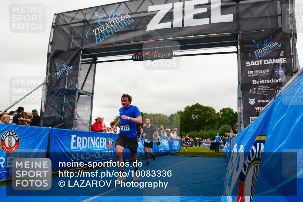30.08.2026 - Elbe Triathlon Hamburg LAZAROV Photography http://msf.ph/oto/10083336 30.08.2026 11:35:34 Ziel 961, 1177, 1237 meine-sportfotos.de