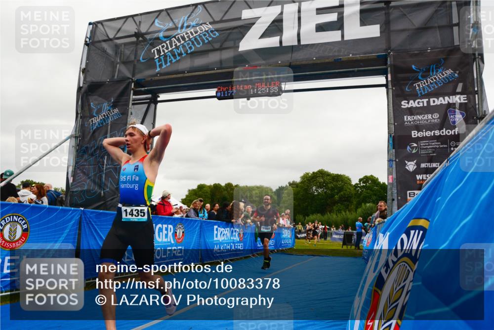 30.08.2026 - Elbe Triathlon Hamburg LAZAROV Photography http://msf.ph/oto/10083378 30.08.2026 11:35:55 Ziel 1168, 1295, 1435, 1439 meine-sportfotos.de