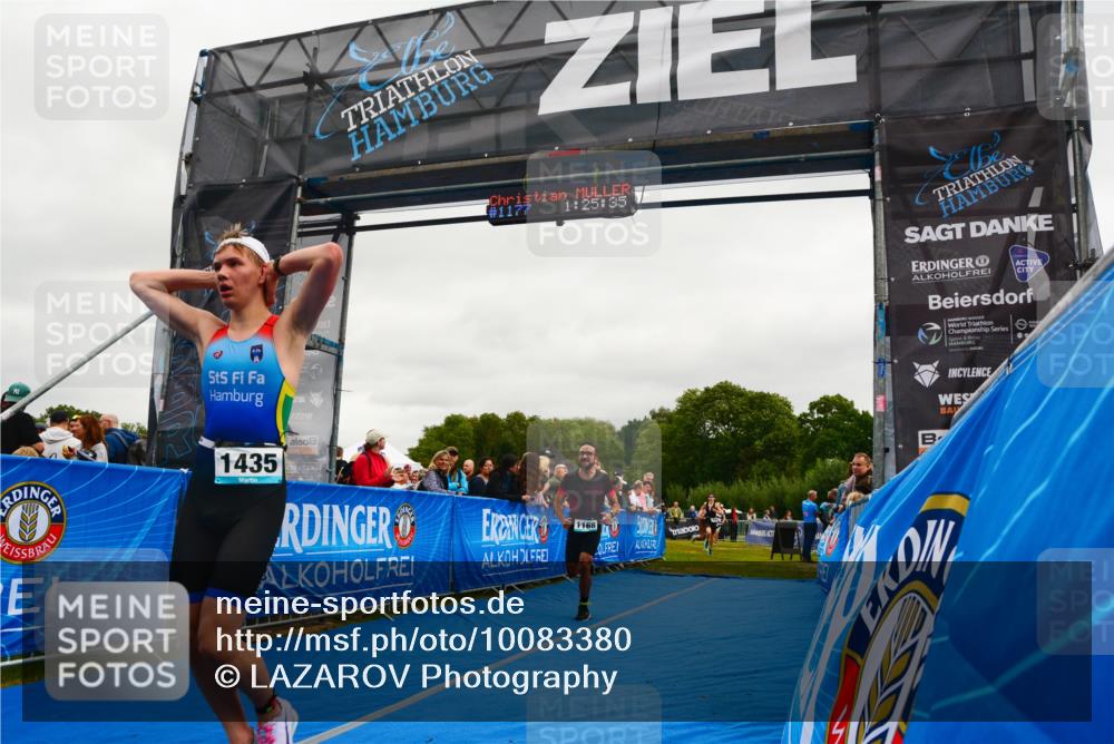 30.08.2026 - Elbe Triathlon Hamburg LAZAROV Photography http://msf.ph/oto/10083380 30.08.2026 11:35:55 Ziel 1168, 1295, 1435, 1439 meine-sportfotos.de