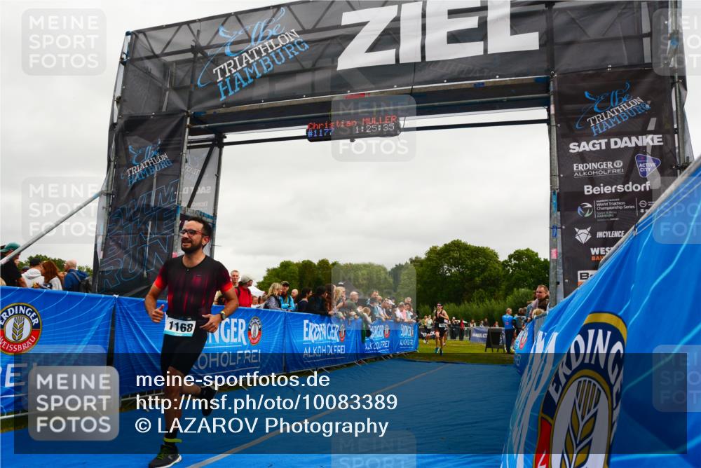 30.08.2026 - Elbe Triathlon Hamburg LAZAROV Photography http://msf.ph/oto/10083389 30.08.2026 11:35:56 Ziel 1168, 1295, 1435, 1439 meine-sportfotos.de