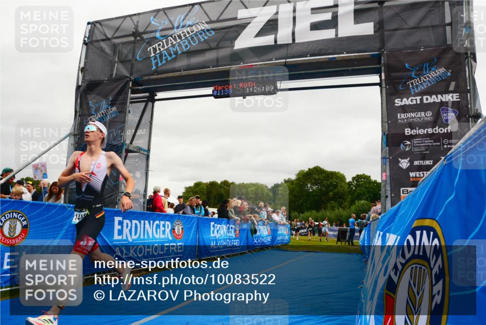 30.08.2026 - Elbe Triathlon Hamburg LAZAROV Photography http://msf.ph/oto/10083522 30.08.2026 11:36:26 Ziel 977, 1446 meine-sportfotos.de