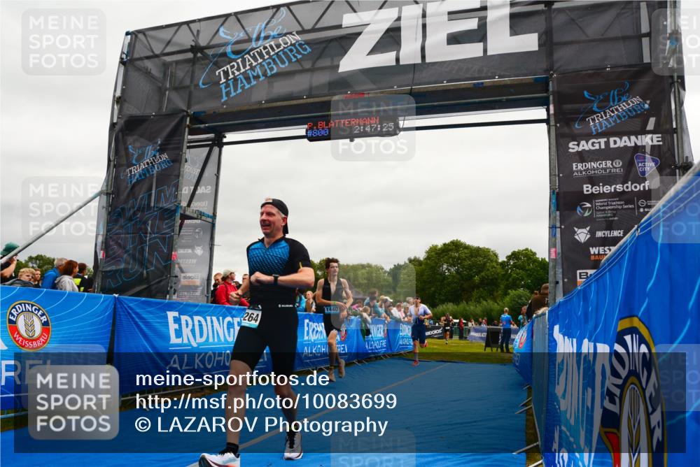 30.08.2026 - Elbe Triathlon Hamburg LAZAROV Photography http://msf.ph/oto/10083699 30.08.2026 11:37:43 Ziel 757, 1264, 1385, 1440 meine-sportfotos.de