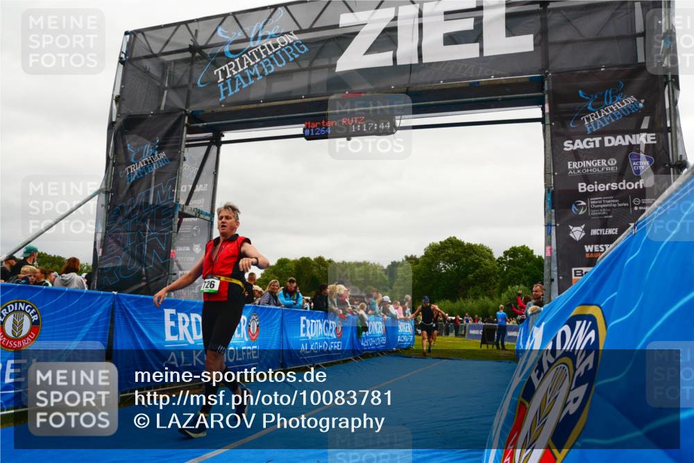 30.08.2026 - Elbe Triathlon Hamburg LAZAROV Photography http://msf.ph/oto/10083781 30.08.2026 11:37:57 Ziel 696, 726, 759, 1298, 1374 meine-sportfotos.de