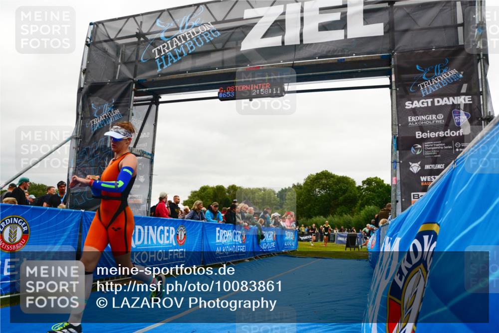 30.08.2026 - Elbe Triathlon Hamburg LAZAROV Photography http://msf.ph/oto/10083861 30.08.2026 11:38:28 Ziel 1300, 1422 meine-sportfotos.de