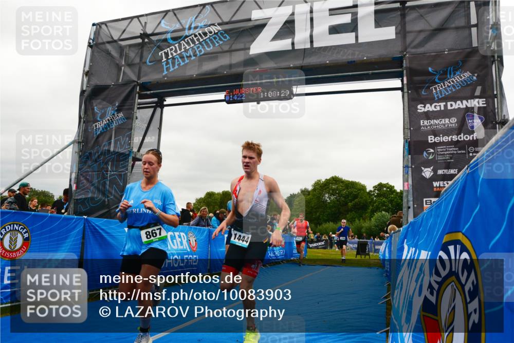 30.08.2026 - Elbe Triathlon Hamburg LAZAROV Photography http://msf.ph/oto/10083903 30.08.2026 11:38:40 Ziel 867, 1226, 1253, 1271, 1354, 1444 meine-sportfotos.de